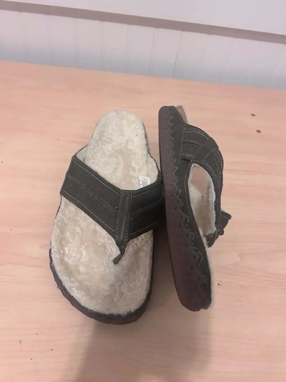 Patagonia Mens Fleece-Lined Thong Slippers